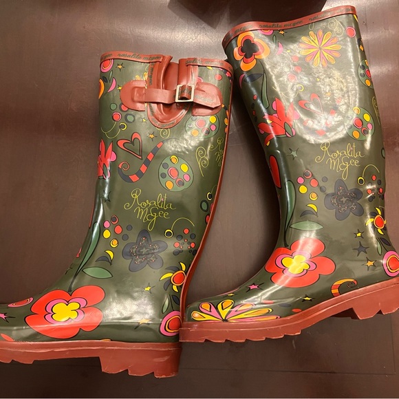 AMAZING PRINTED RAIN BOOTS - Picture 3 of 5